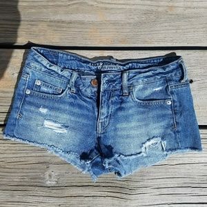 American eagle distressed shorts